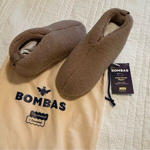 Bombas NEW Cozy Cabin Bootie Slippers